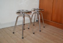 Medical stools (2)
