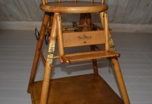 Naether, old children chair