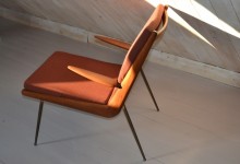 boomerang-hvidt-peter-orla-molgaard-easychair