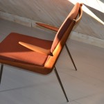 boomerang-hvidt-peter-orla-molgaard-easychair