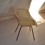 eames dax shell chair