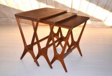 Nesting tables in teak (3)